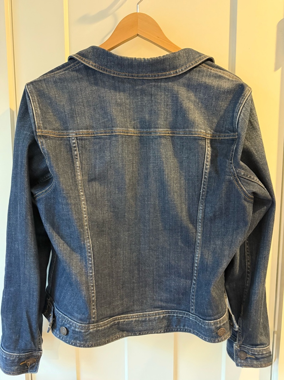Talbots Classic Blue Denim Trucker Jacket - Picture 4 of 4